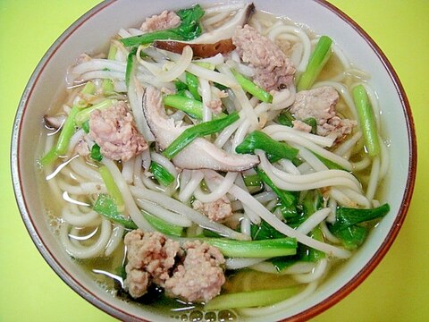 ひき肉入り☆もやしとニラの塩うどん